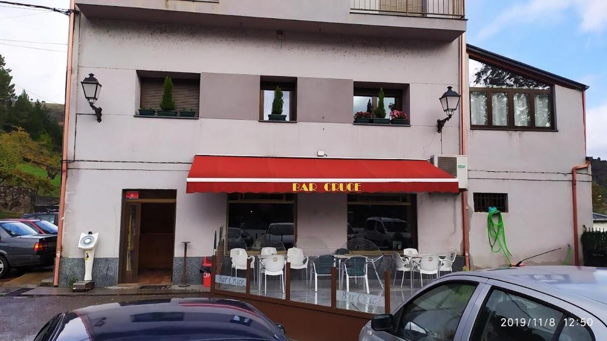 Апартаменти El Cruce 1 Y 2 Вільяфранка-дель-Б'єрсо Екстер'єр фото